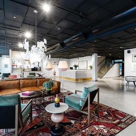 ستوكهولم Biz Apartment Bromma المظهر الخارجي الصورة The lobby of the hotel