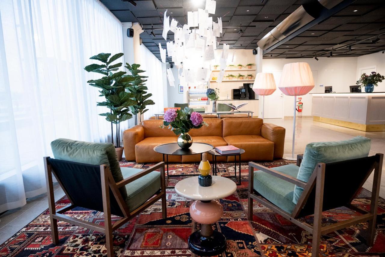 ستوكهولم Biz Apartment Bromma المظهر الخارجي الصورة The lobby of the hotel