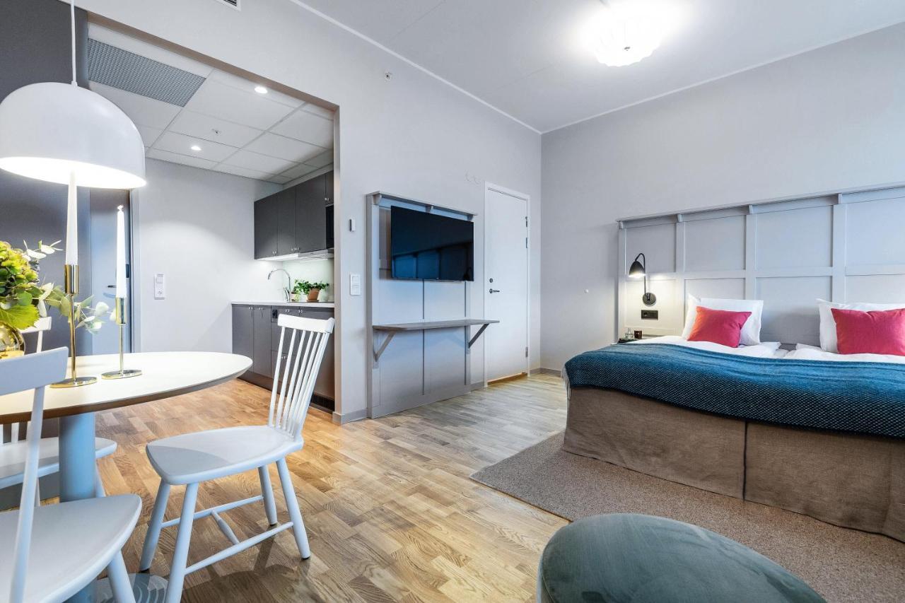 ستوكهولم Biz Apartment Bromma المظهر الخارجي الصورة A typical room at the hotel