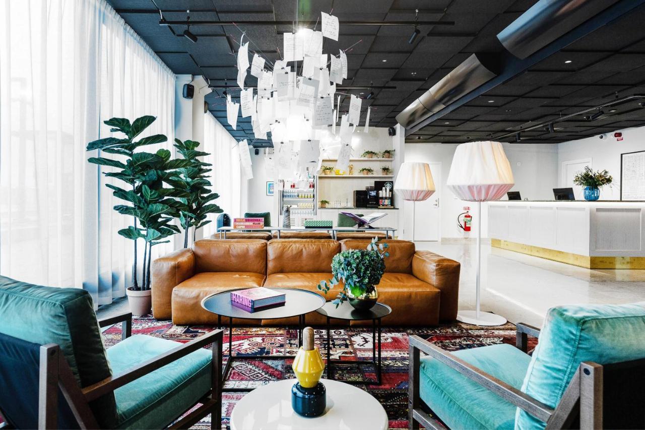 ستوكهولم Biz Apartment Bromma المظهر الخارجي الصورة The lobby of the hotel