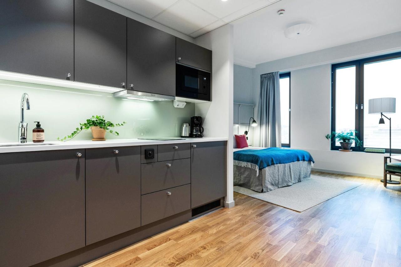 ستوكهولم Biz Apartment Bromma المظهر الخارجي الصورة A studio apartment in Stockholm, Sweden
